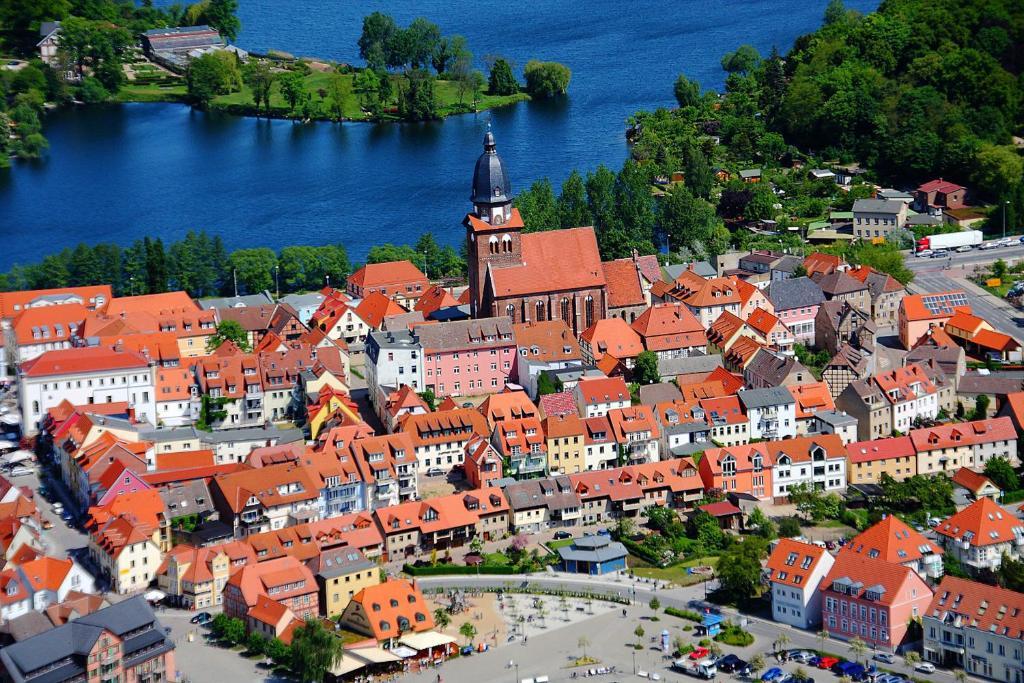 Stadt Aparthaus Варен Экстерьер фото